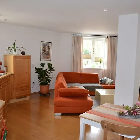 Apartment Zwischen Weinstrasse Und Pfaelzer Wald *
